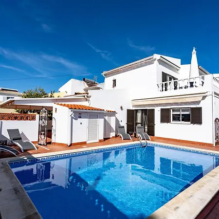 Villa Leonie *